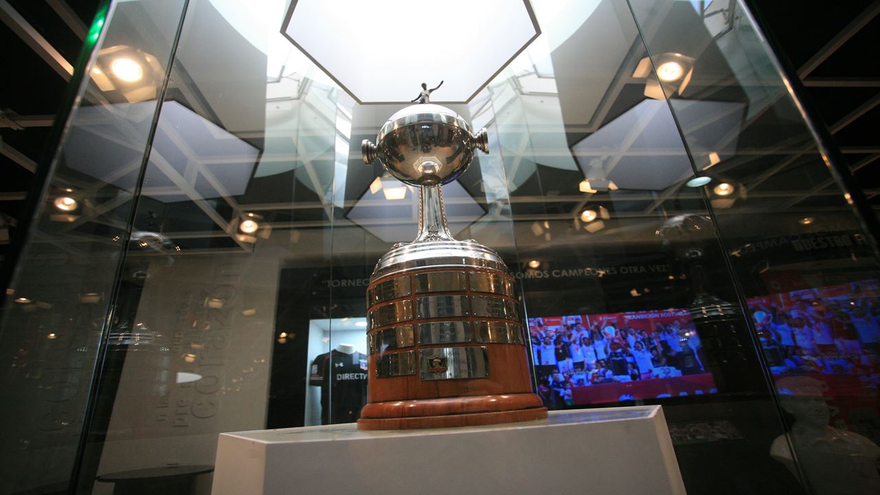 Colo Colo Stadium And Museum Tour (4)