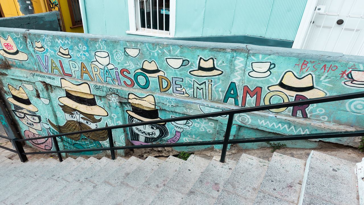 Experience Valparaiso Like A Local (8)